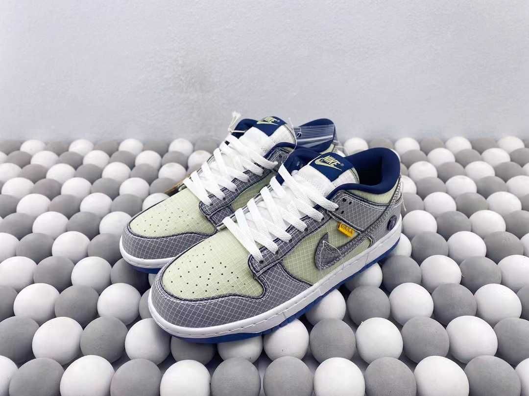 Union x Nike Dunk Low Pistachio