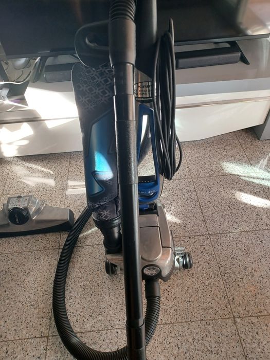 Aspirador Kirby - em bom estado, prefeitamente funcional