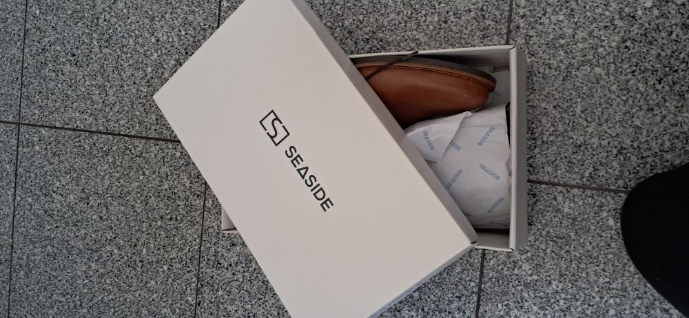 Sapatos camel homem