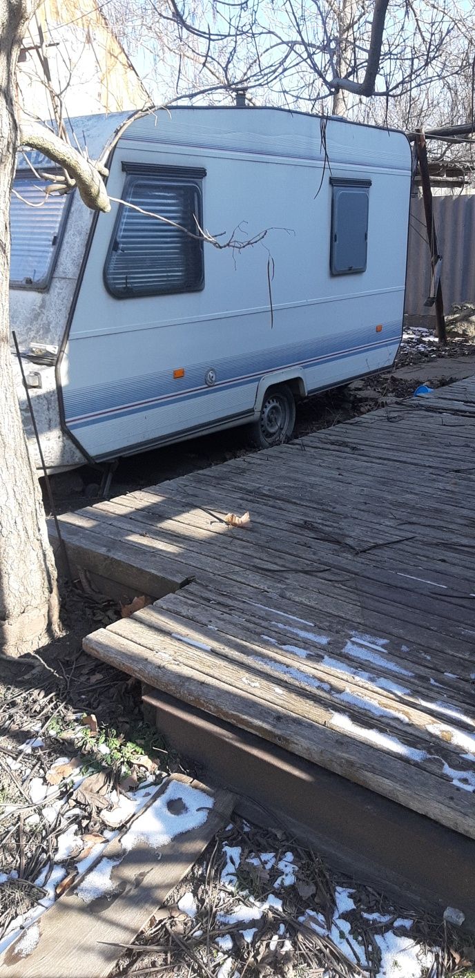Трейлер, прицеп-фургон, ADRIA 1992р.в. в отличном состоянии, 4 спаль.м