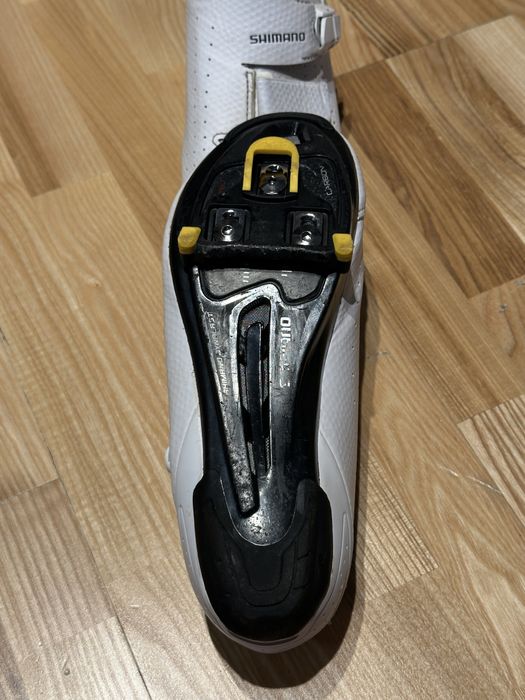 Używane buty szosowe Shimano RP5 SH-RP500 – białe, r.43