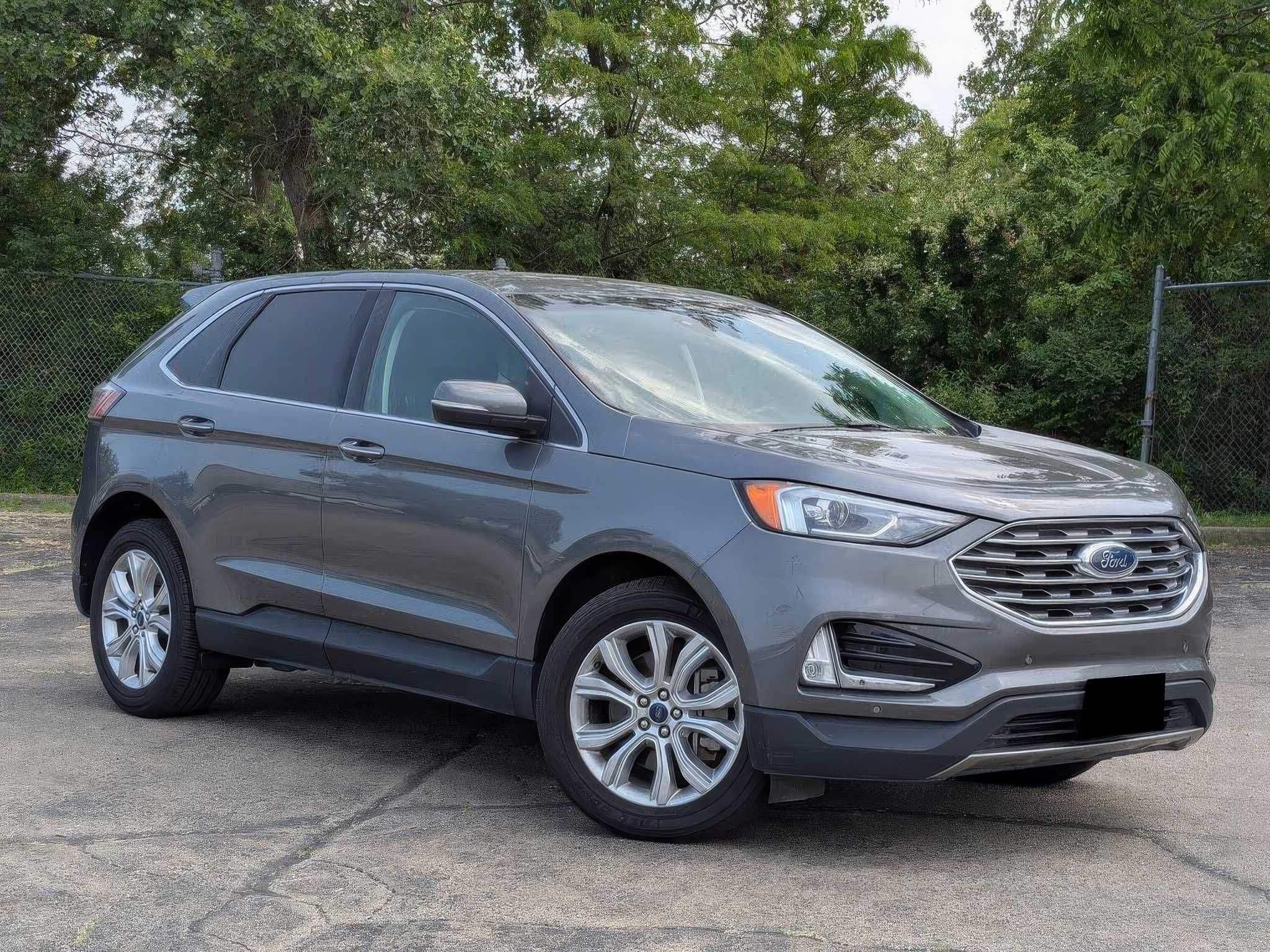 2022 Ford Edge Titanium