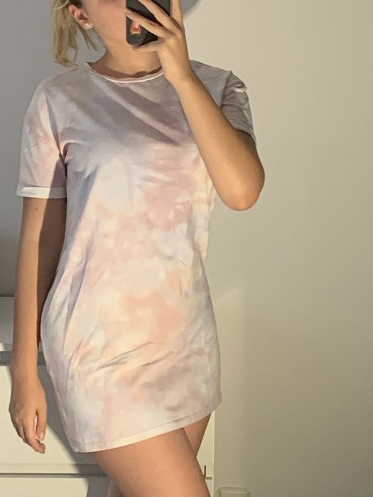 Krótka sukienka Bershka rozmiar XS