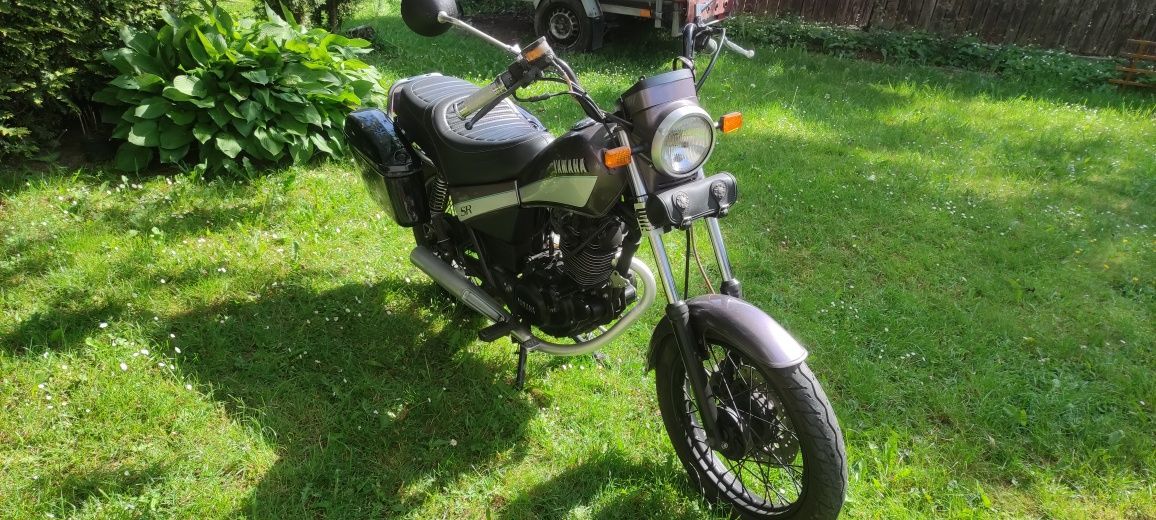 Motocykl Yamaha SR 125 kat,B