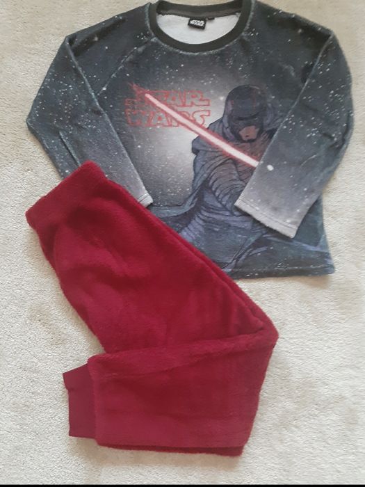 3 Pijamas polares STAR WARS  8 anos
