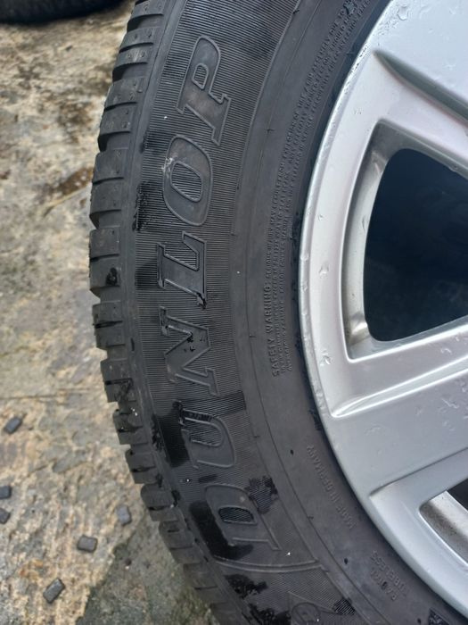 Jantes 17” 5/112 ET45 com Pneus em Estado Impecável