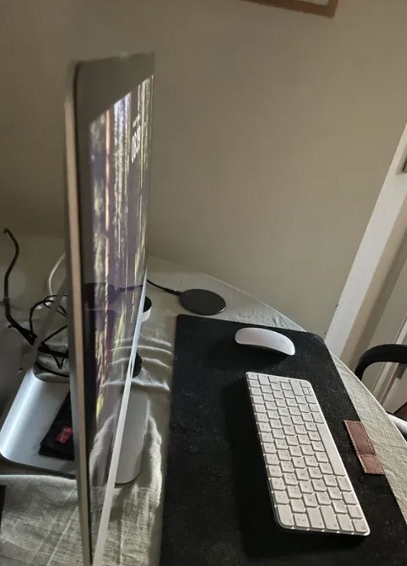 iMac 21.5" - 2015 16GB, SSD 120GB