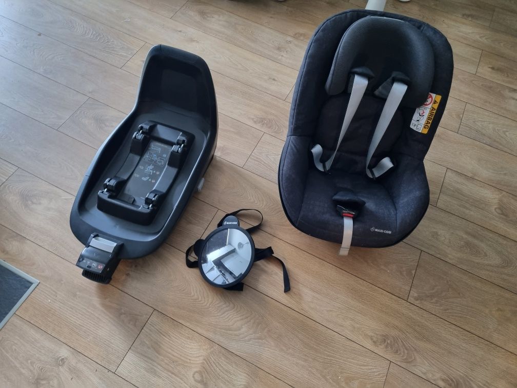 Fotelik Maxi Cosi Pearl one i-size i baza FamilyFix one i-size