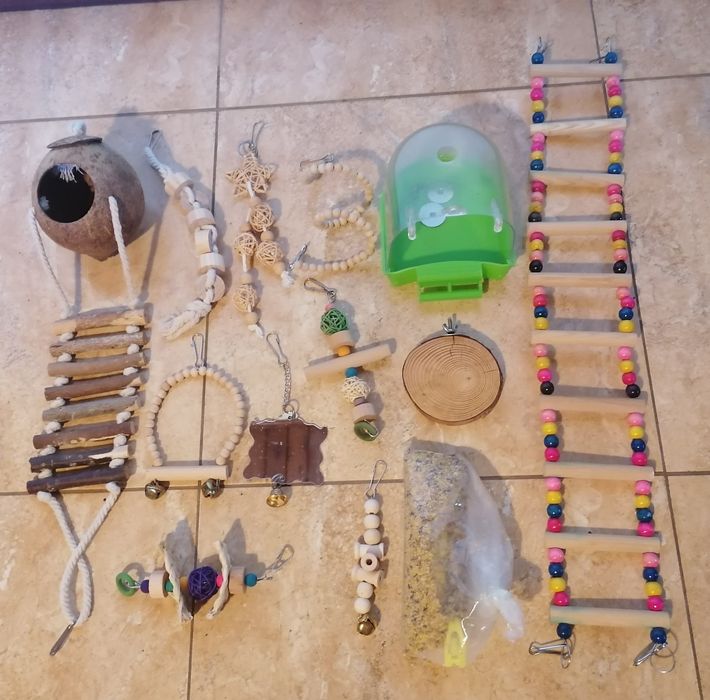 2 Gaiolas e Acessórios