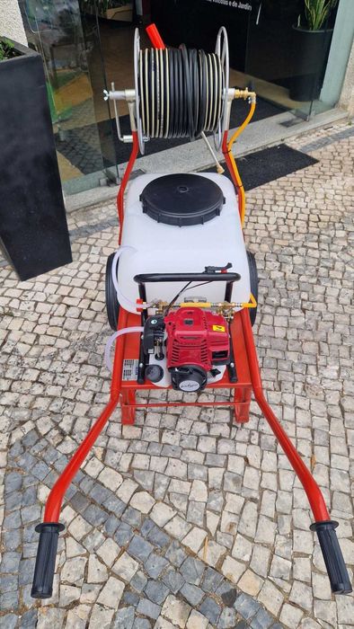 Pulverizador carrinho 100 litros 4 tempos