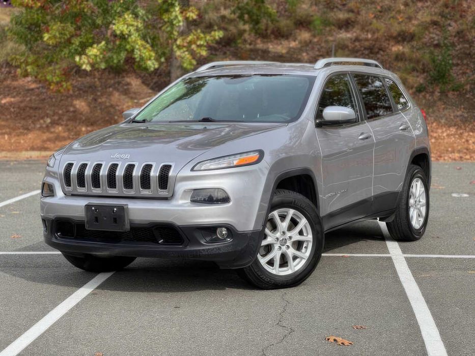 Jeep Cherokee Latitude      2018