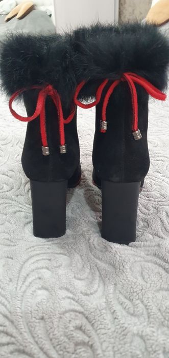 Ботінки на грубому каблуку