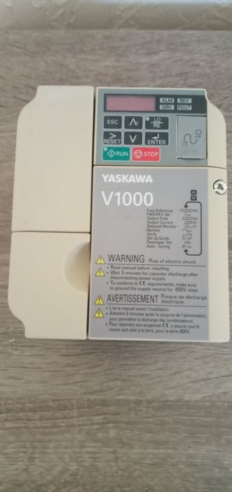 Частотний перетворювач YASKAVA V1000 CIMR-VC4A0002BAA 0,75/0,55kW
