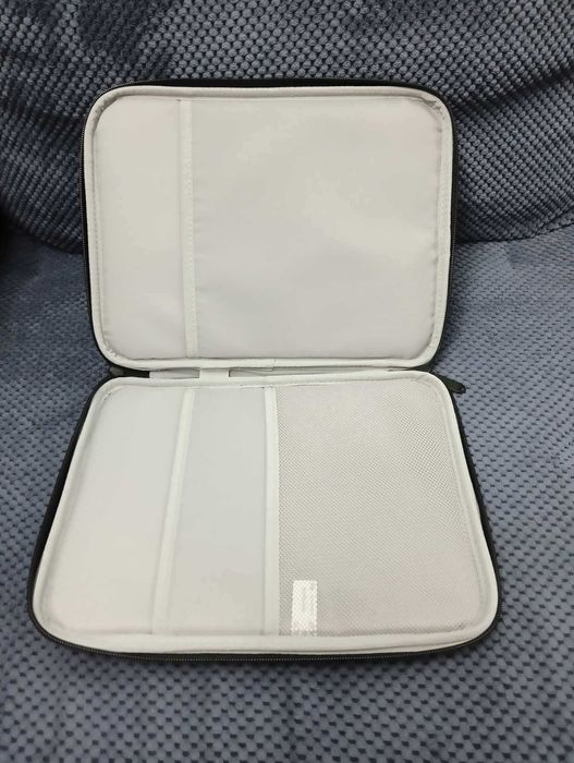 Organizer do tableta 30 x 22cm