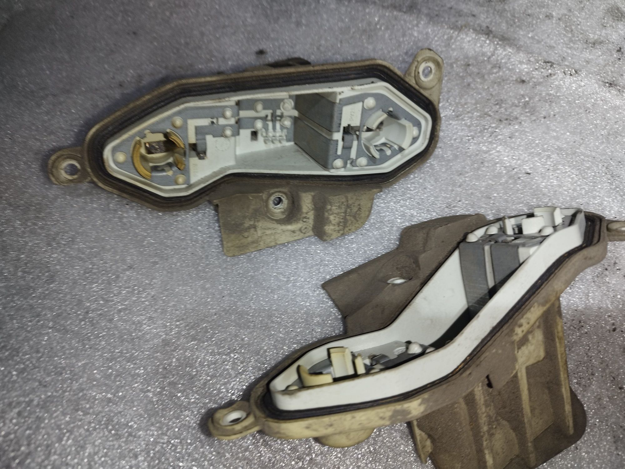 Wkład oprawka lampy lewy prawy tył z wtyczką Opel Vectra c kombi