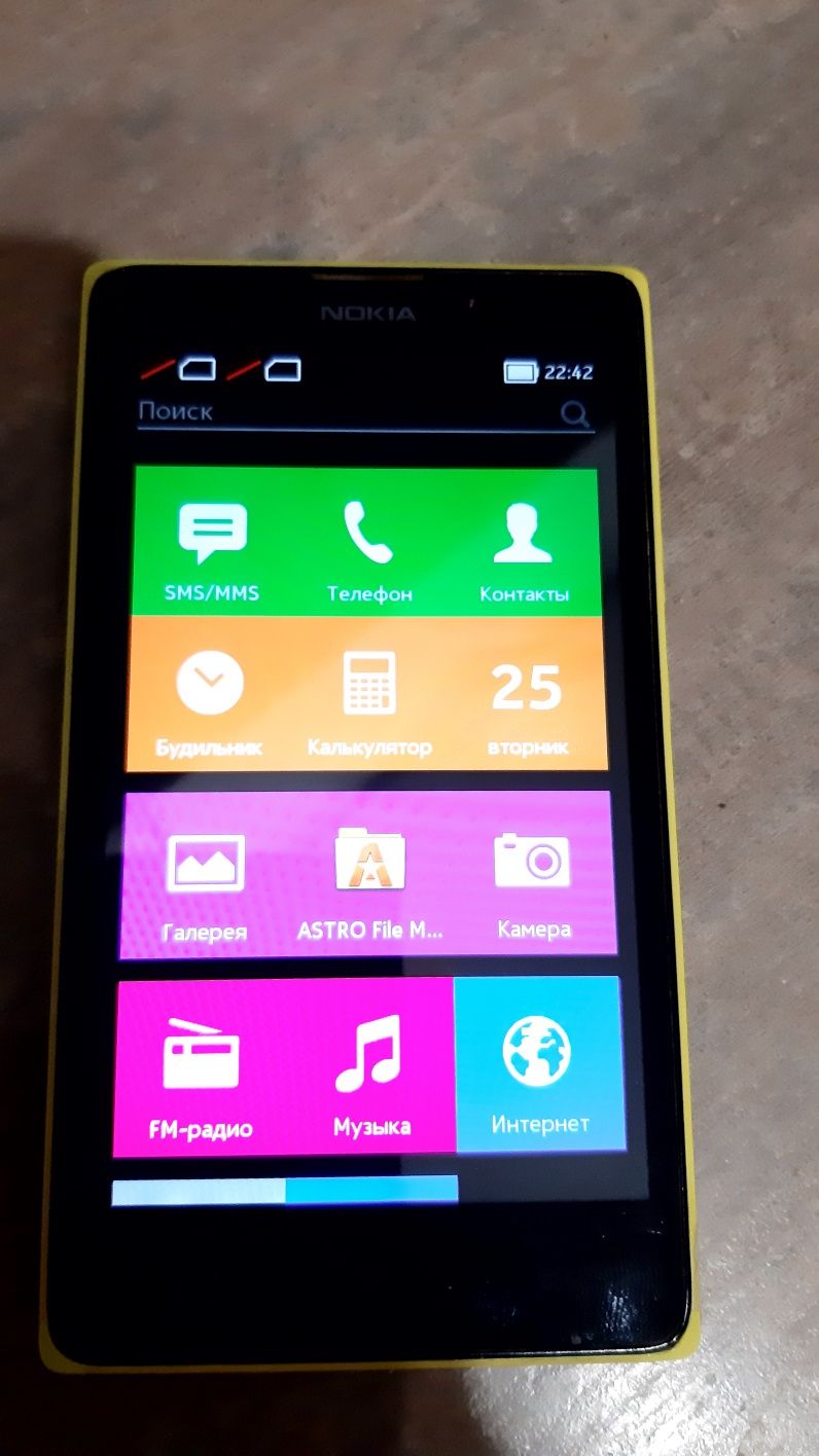Продам Nokia xl  rm-1030 2sim карты