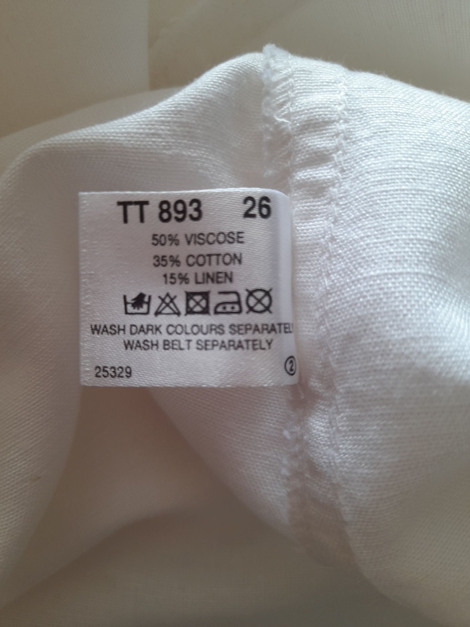 Duża długa białą spodnica 5 x XL