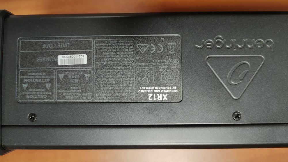Продам абсолютно новий цифровий пульт Behringer X Air 12