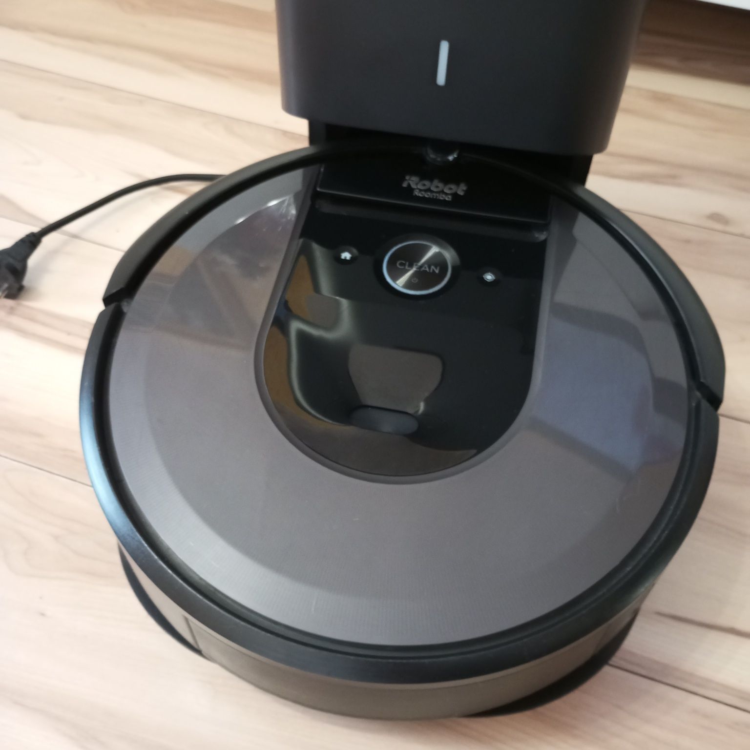 Robot sprzątający iROBOT ROOMBA i7 akumulator do wymiany