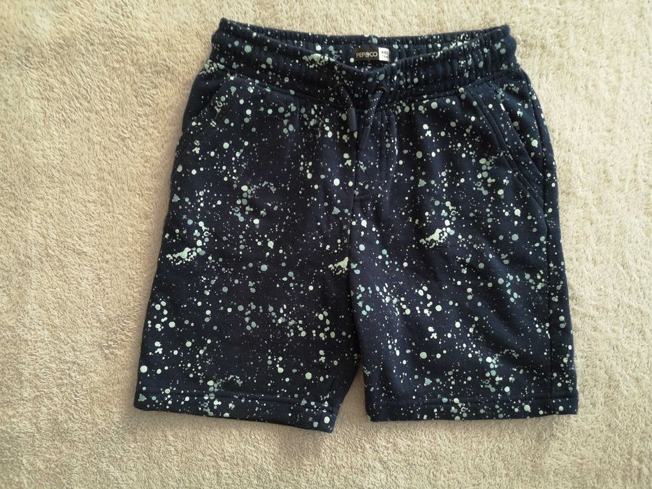 Granatowe krótkie spodenki szorty w kropki Pep&Co 122 - 128 jak nowe