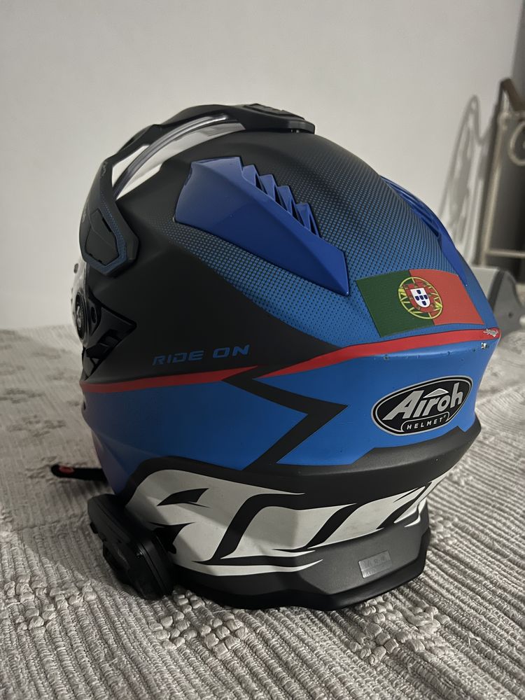 Capacete airoh commander tricolor