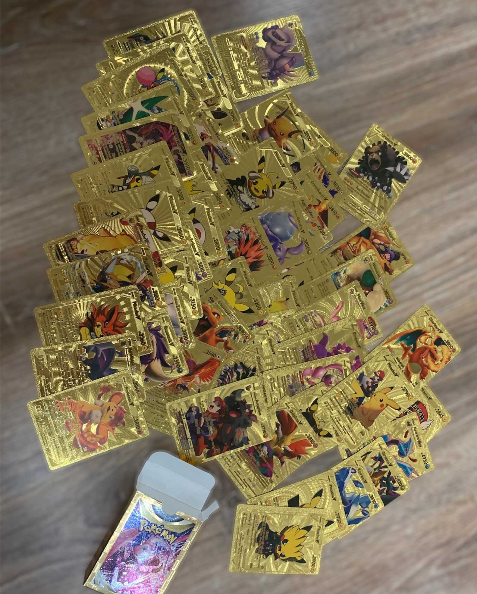 - NOWOŚĆ - Złote Wysokie HP Karty Pokemon Gold VMax+GX 55 kart zestaw