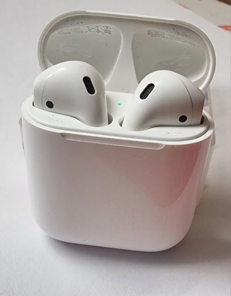 AirPods Apple 2ª Geração originais com caixa de carregamento