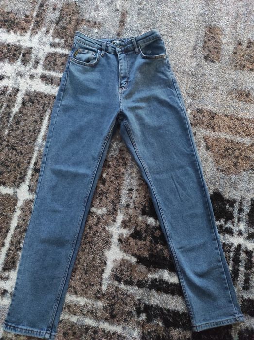 Жіночі джинси утеплені