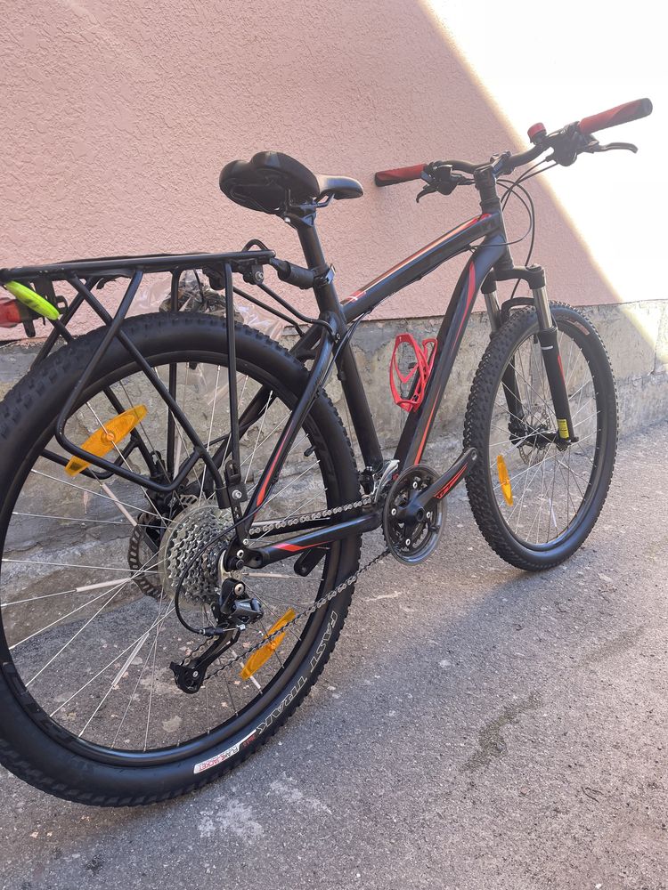 Продам велосипед Specialized hardrock sport