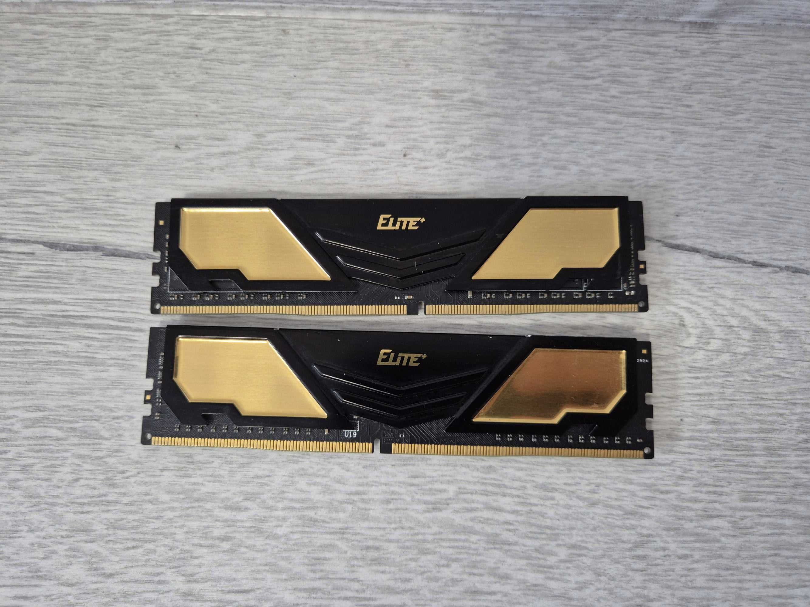 пам'ять DDR4 16GB Kit (2x8GB) 2400MHz Team Elite. Trade-in