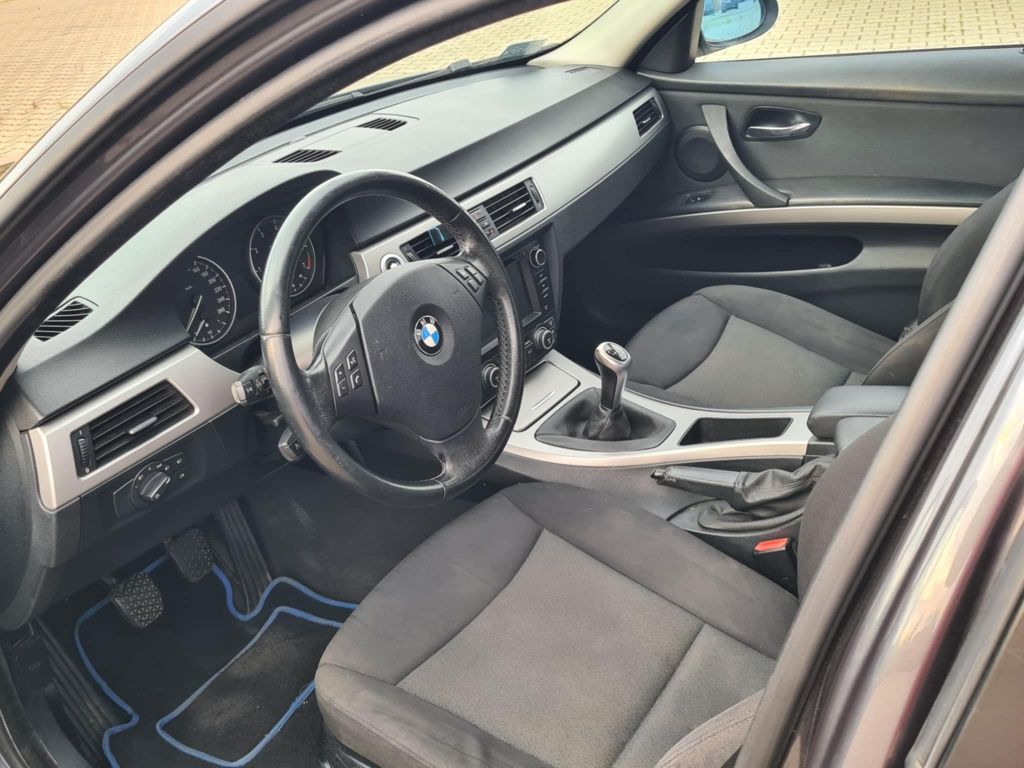 BMW E90 2.0i 143KM 2007r Xenon / Klimatyzacja / Android / ŁADNE