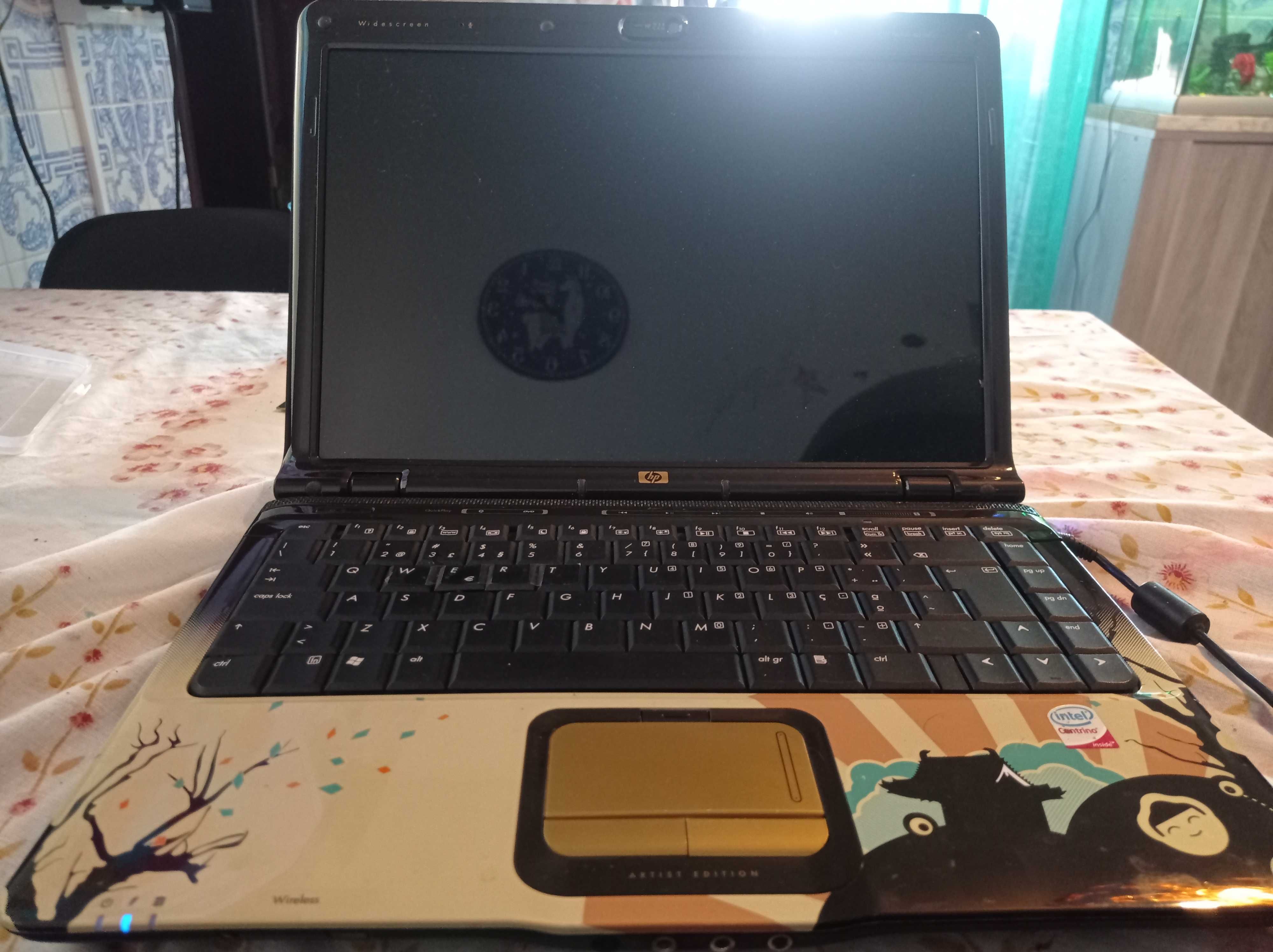 HP Compaq Presario v3700 Artist Edition