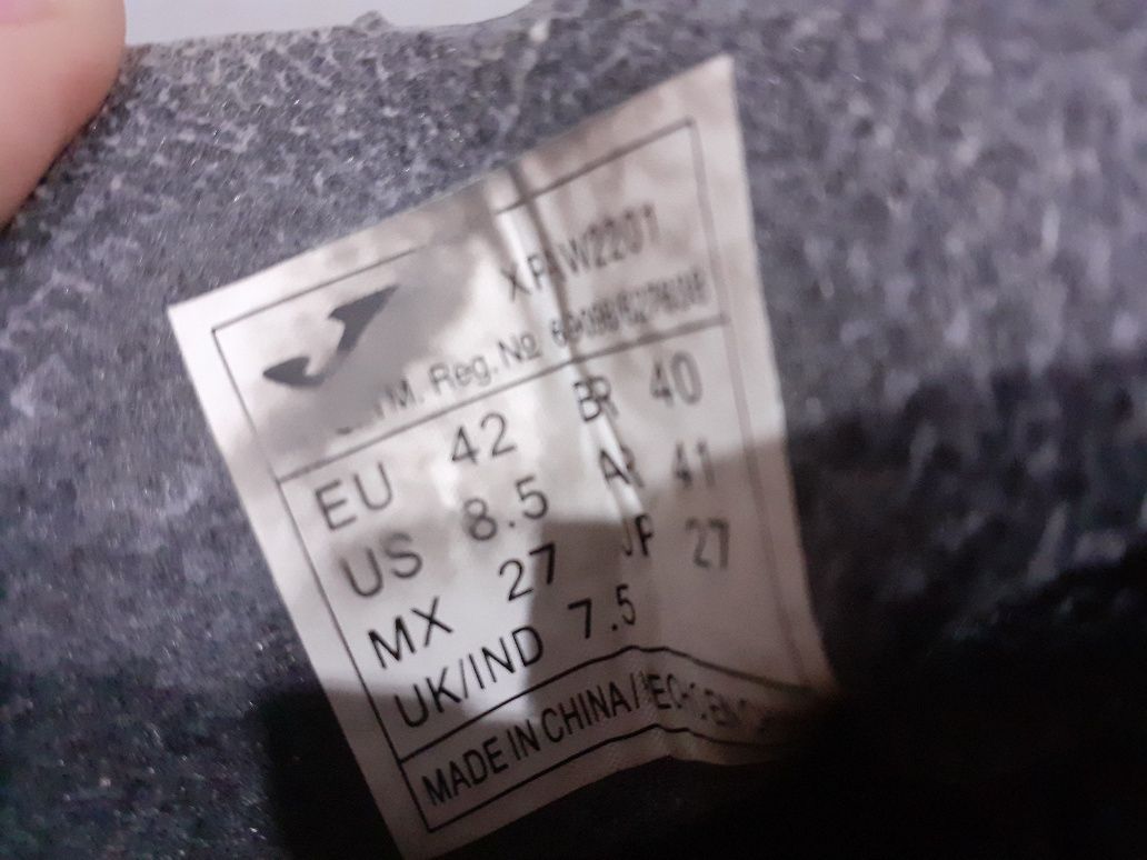 Chuteiras  joma 42