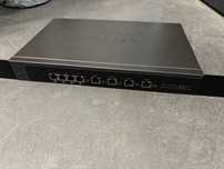 Router Netgear Prosafe SRX5308 z mocowaniem do rack 19