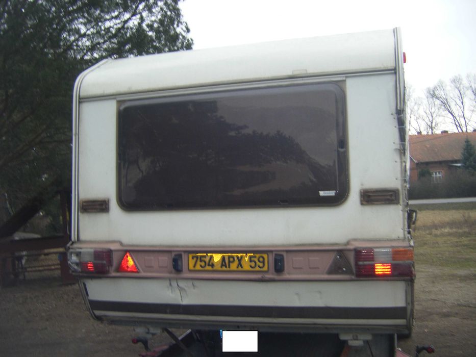 Schowek Kurnik Przyczepa  Kempingowa, Na Czesci Zamienne  Tanio