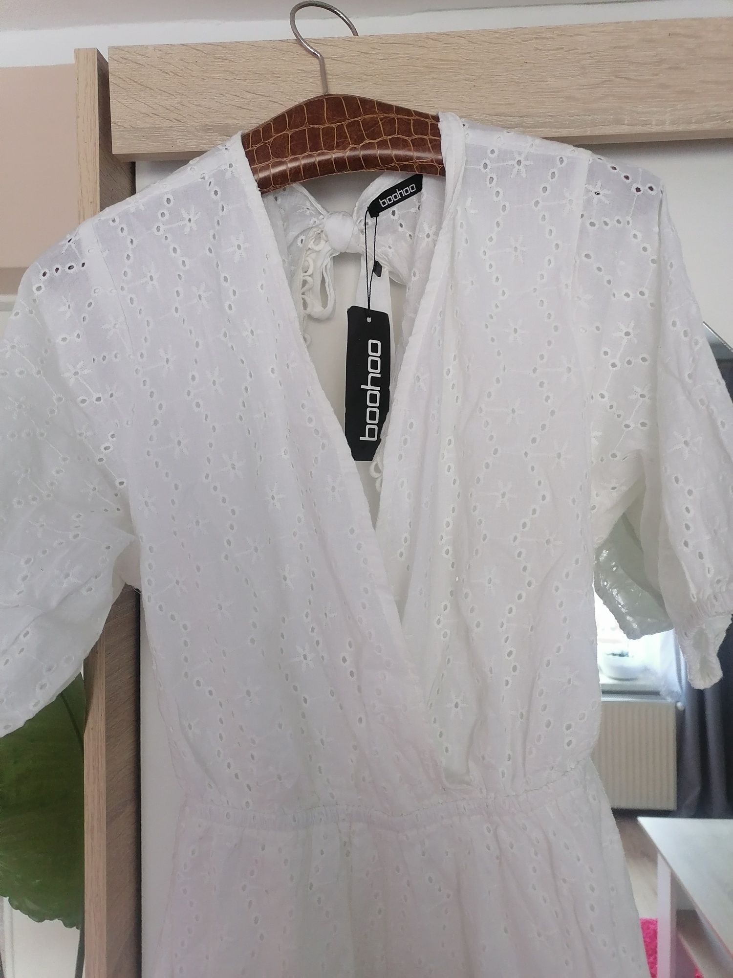 Boohoo kombinezon ażurowy biały xxl 44