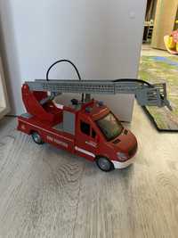 Пожарная машина с водой