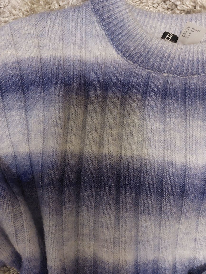 Sweter w paski oversaizowy