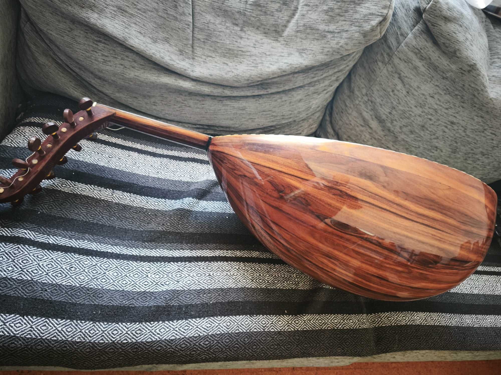 Alaúde Egípcio Exclusivo "DeLuxe"