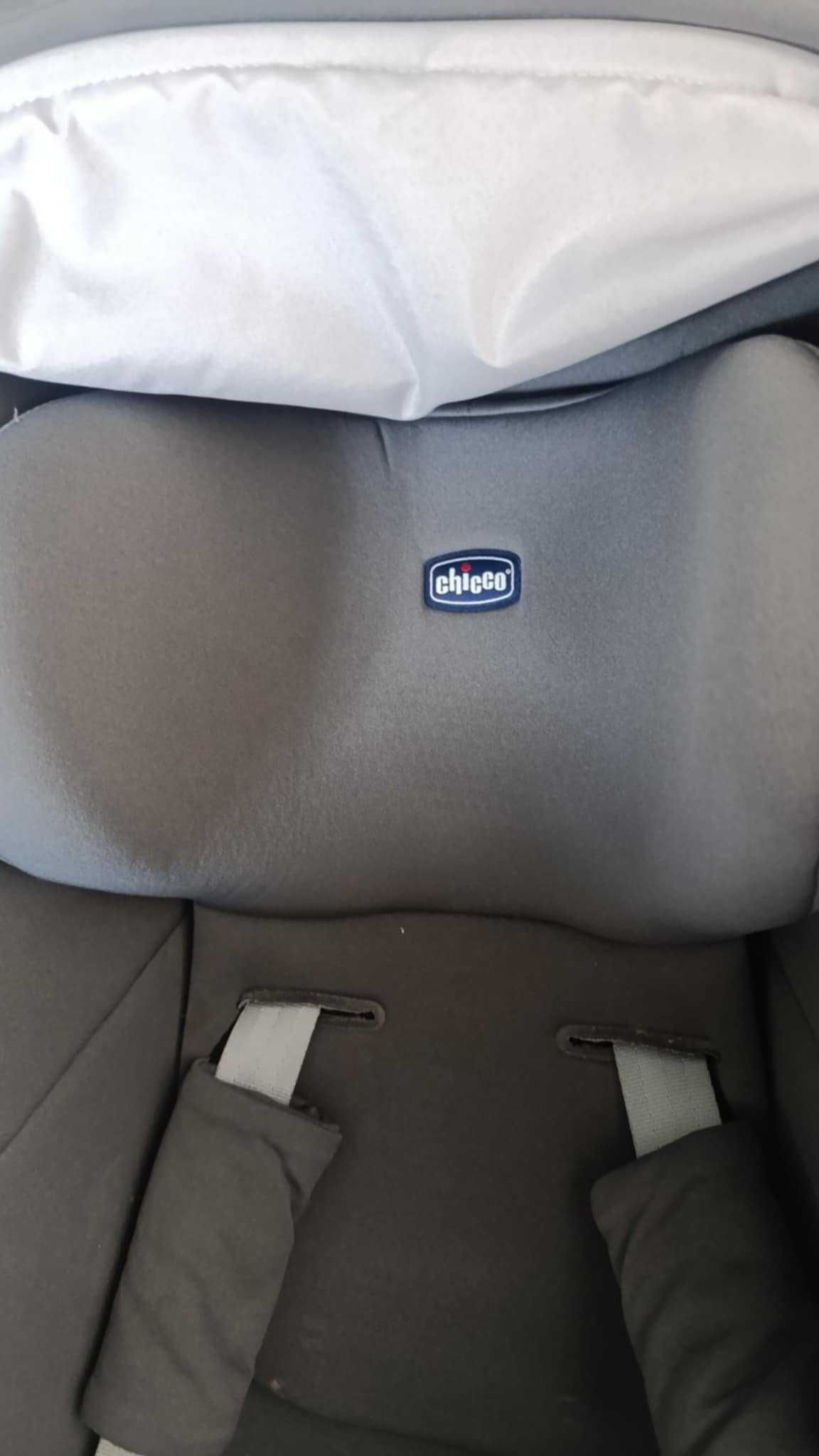 Ovo Chicco com base isofix