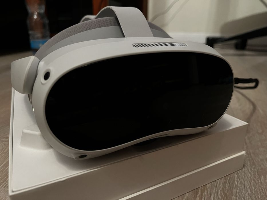 Gogle VR Pico 4 128GB Stan idealny