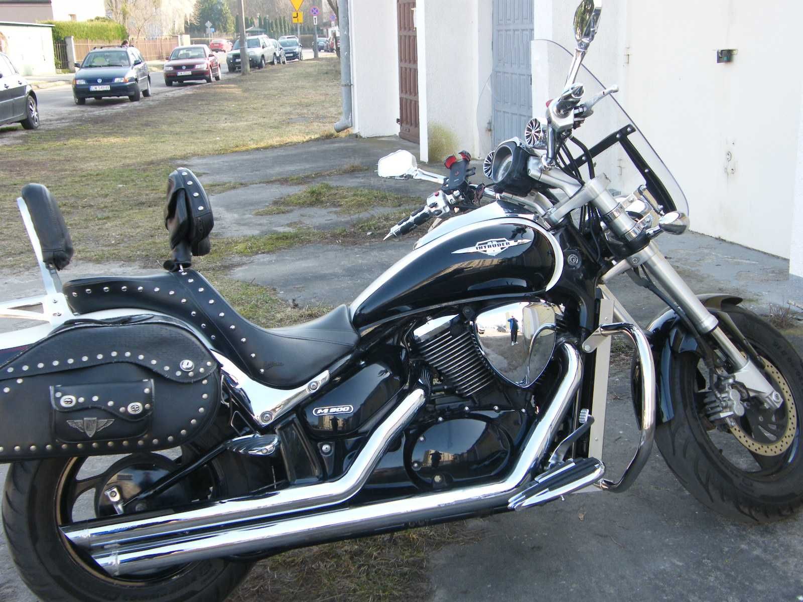 Suzuki Intruder VZ 800