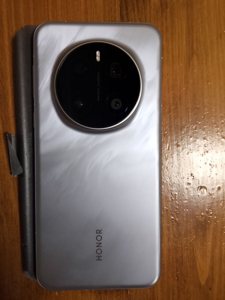 Смартфон Honor Magic7 Pro 12/512