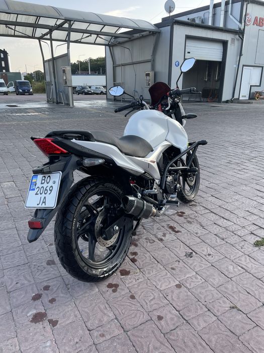 Мотоцикл Lifan kp 200