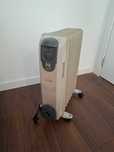 Aquecedor a oleo 
Electronia DF-150M6-7