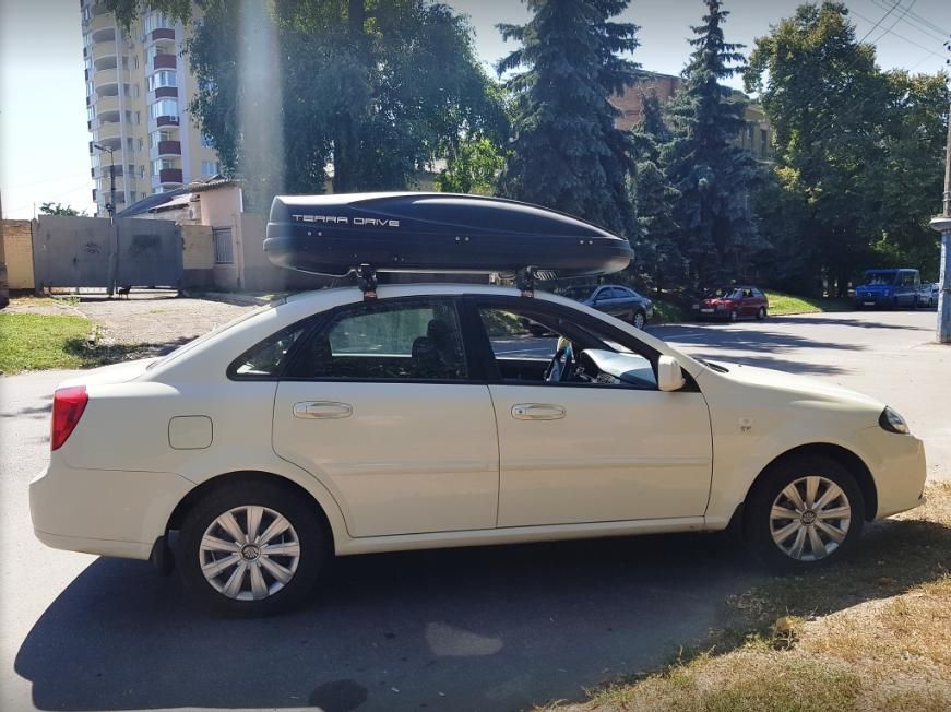 Прокат багажника "Terra Drive 480" на дах авто