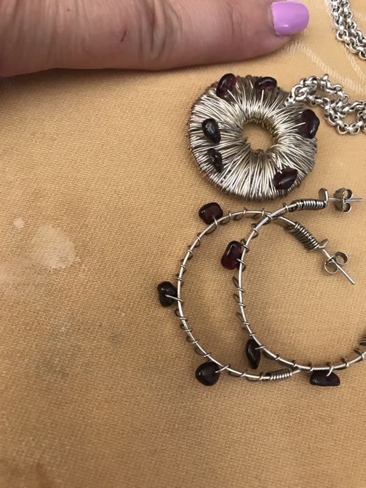 Conjunto em prata de pendente e brincos argolas