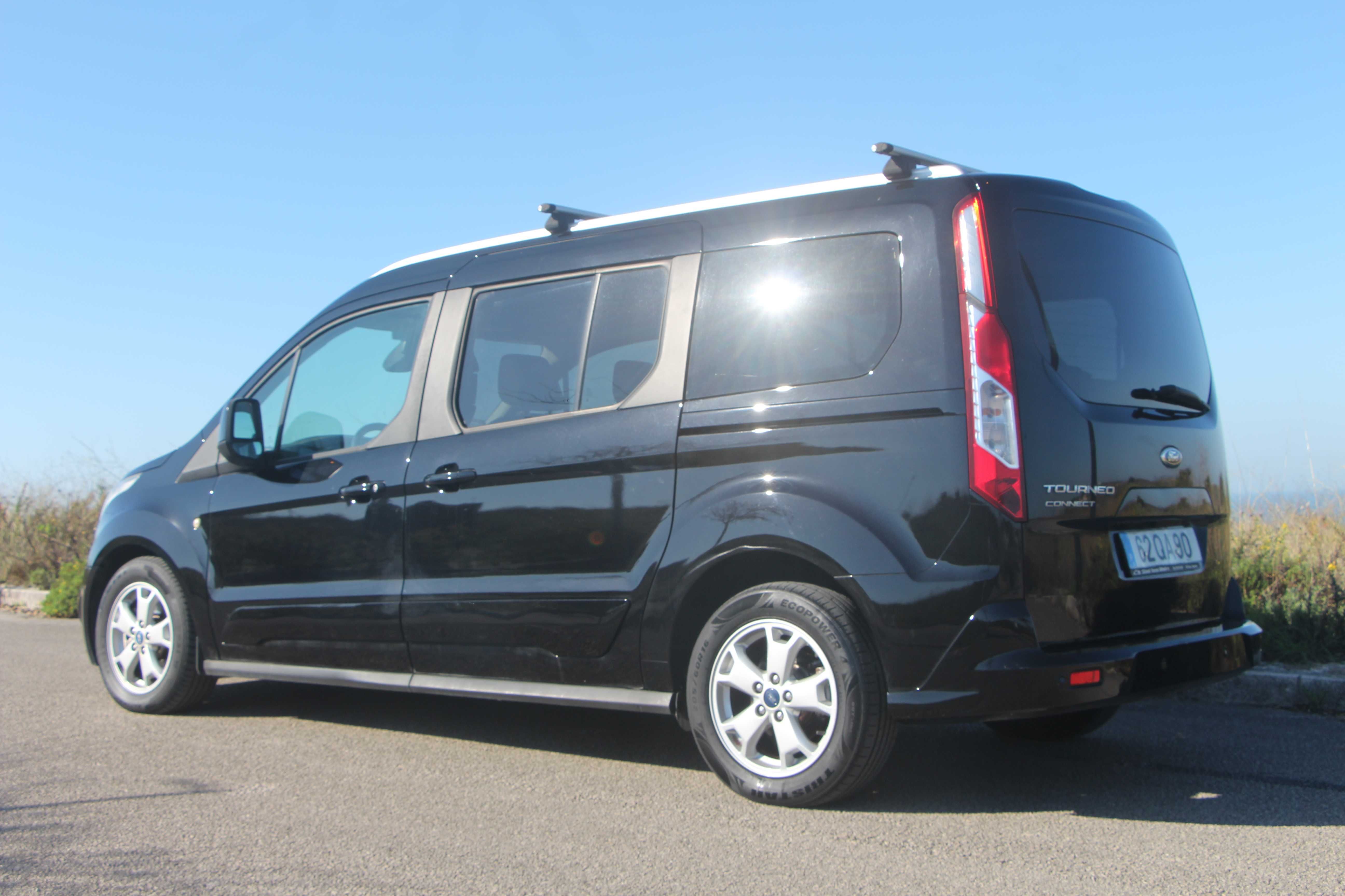 Ford Tourneo Connect Grand 1.5 TDCi (7 lugares)