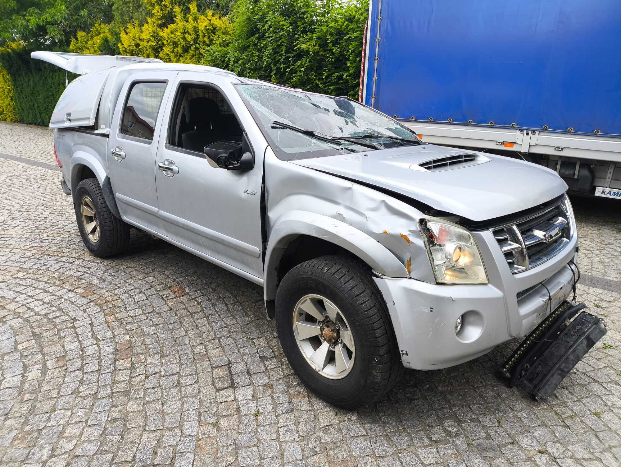 Isuzu D-max 3.0 Automat po dachu