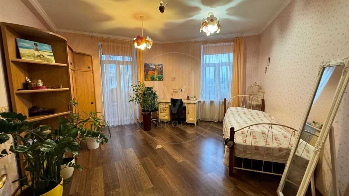 Продаж 3к 110м2 3 поверх Сирецька Куренівка Поділ